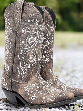 Studded Embroidered Brown Western Heeled Boots